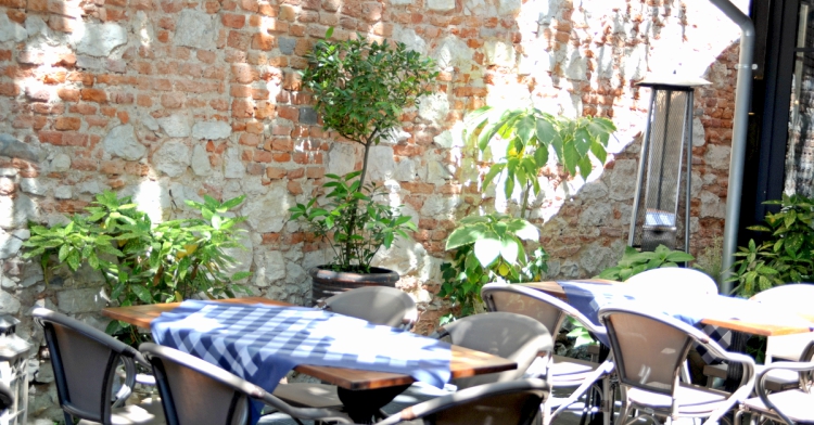 Office Plant Blog_toskańskie patio Kraków Fiorentina Autor: Corinna Frączek